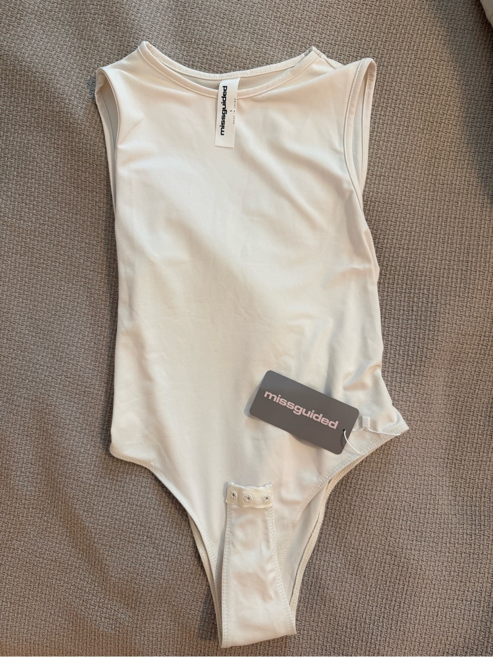 Missguided White Sleeveless Girls' One-Piece Bodysuit